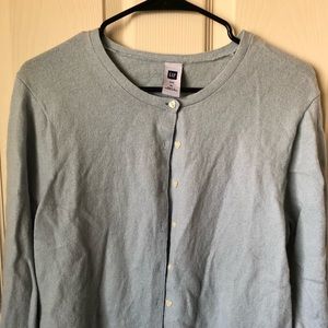 Womens sweater. Barely worn, perfect condition!!